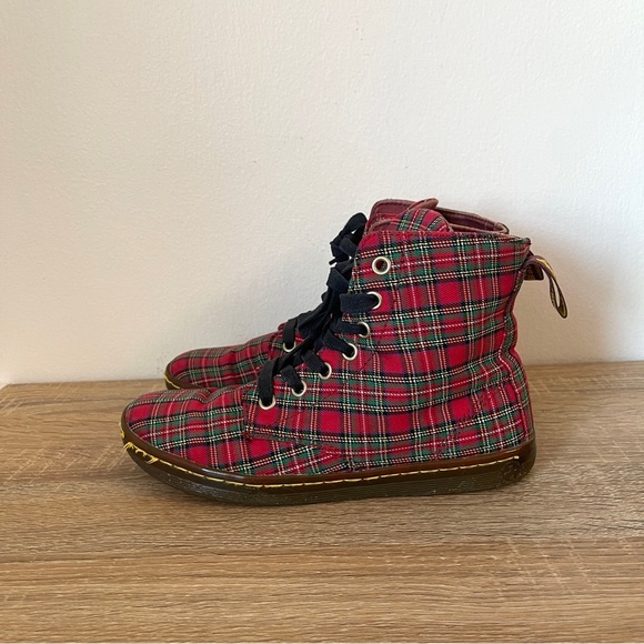 Doc Marten Hackney plaid boots canvas sz 6 woman’s - Picture 4 of 7